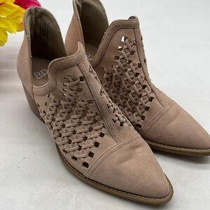 BP. Pink cut out ankle boots size 7 MCA4750J